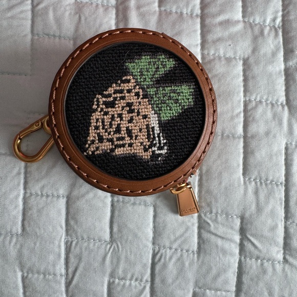 kate spade Handbags - Kate spade oval coin purse nwt